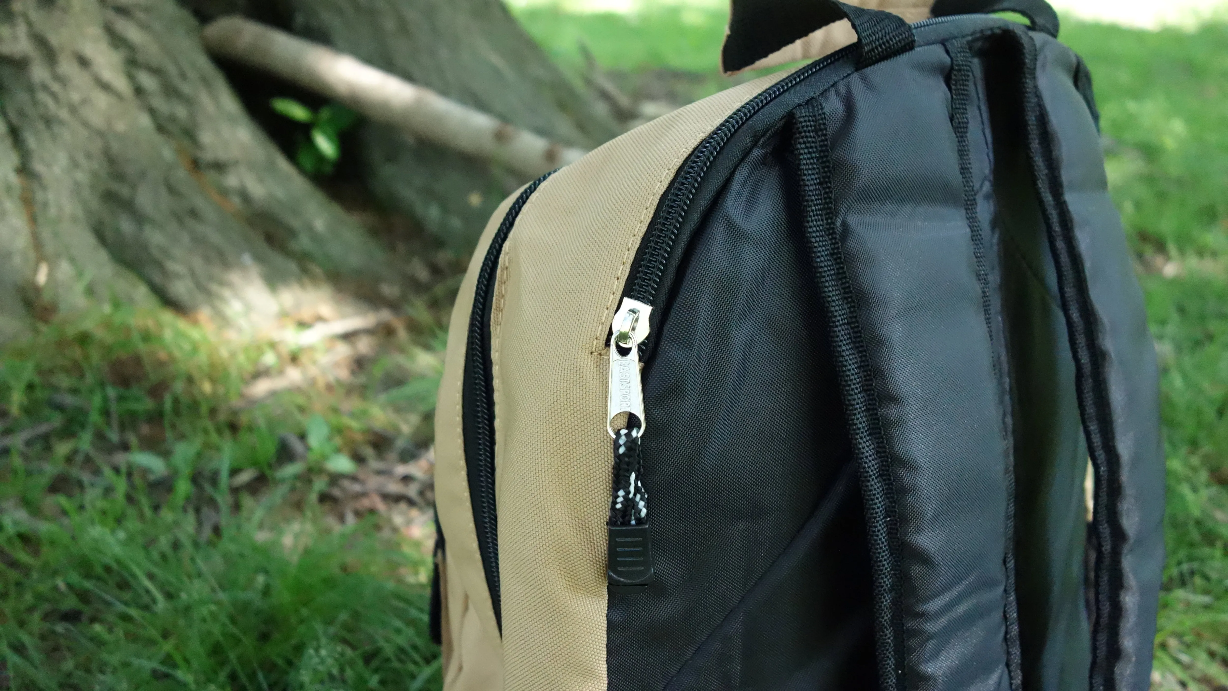 Basic Tech Backpack