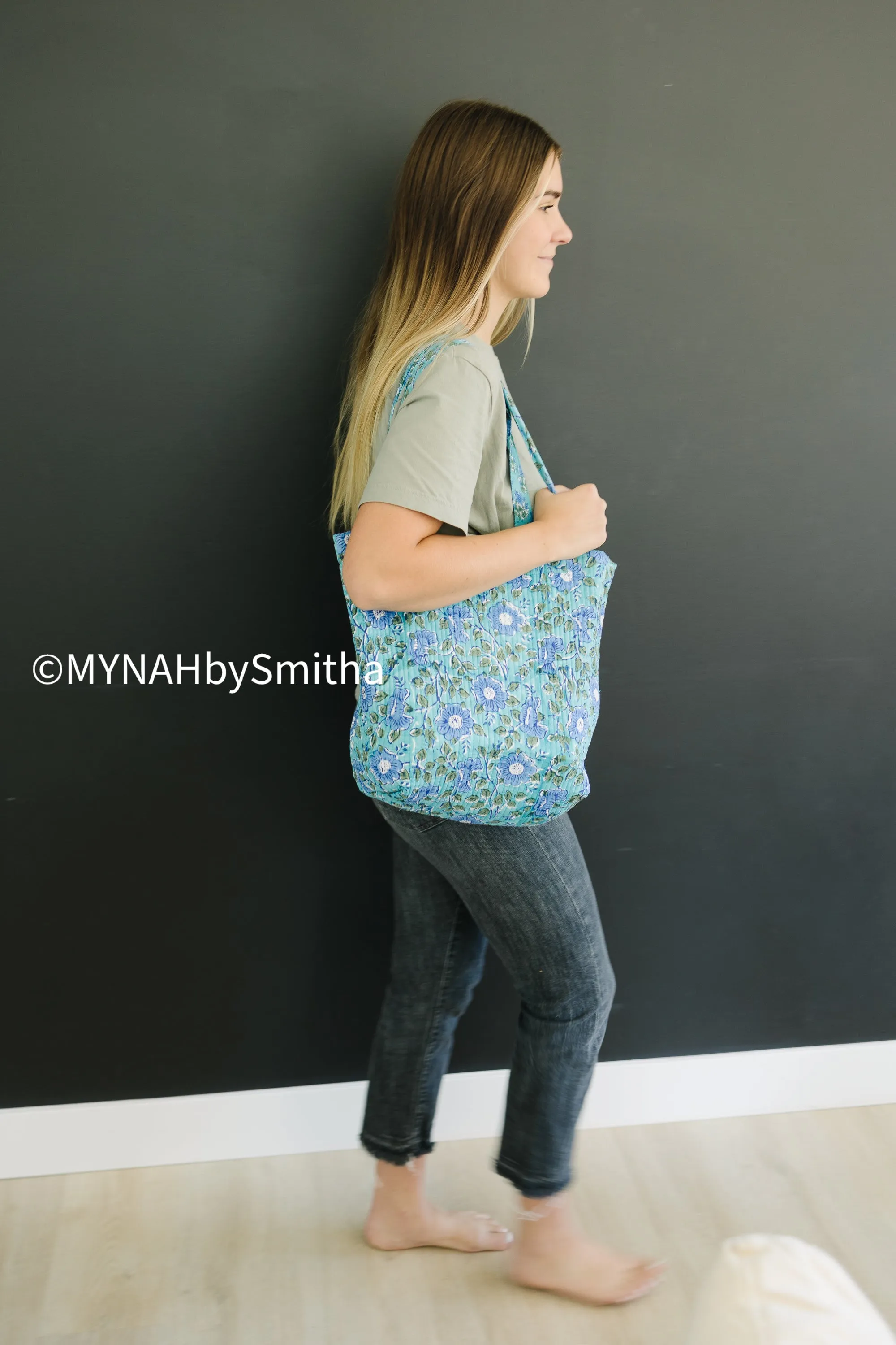 Blue floral print tote bag-Small
