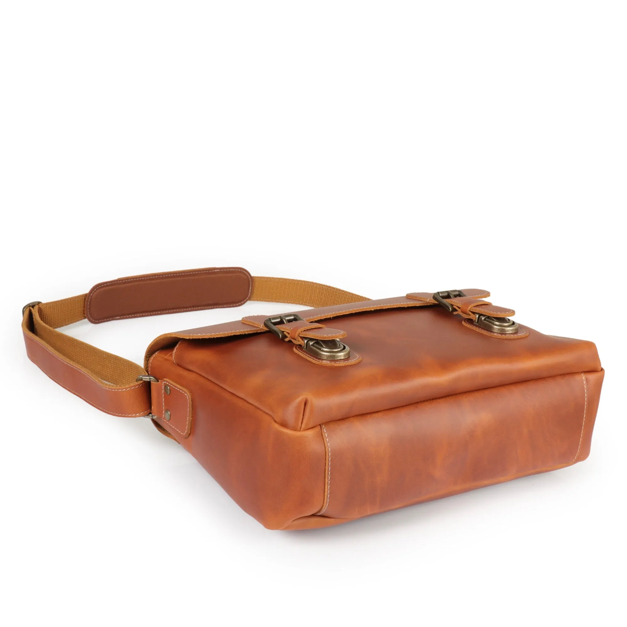 Plume Leather Messenger Bag